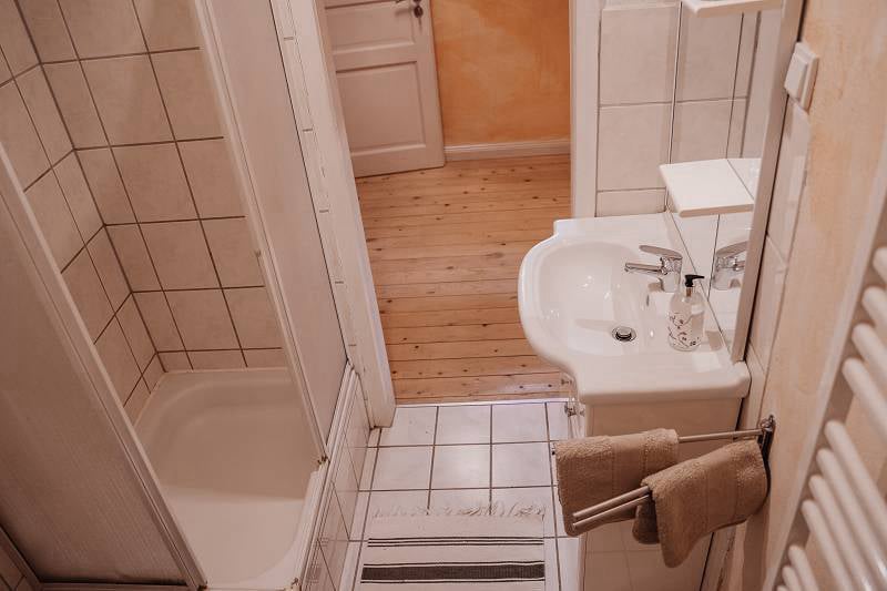 ferienwohnung-cottage-eins-37441-bad-sachsa-nuexei-harz-bad