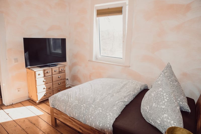 ferienwohnung-cottage-eins-37441-bad-sachsa-nuexei-harz-schlafraum